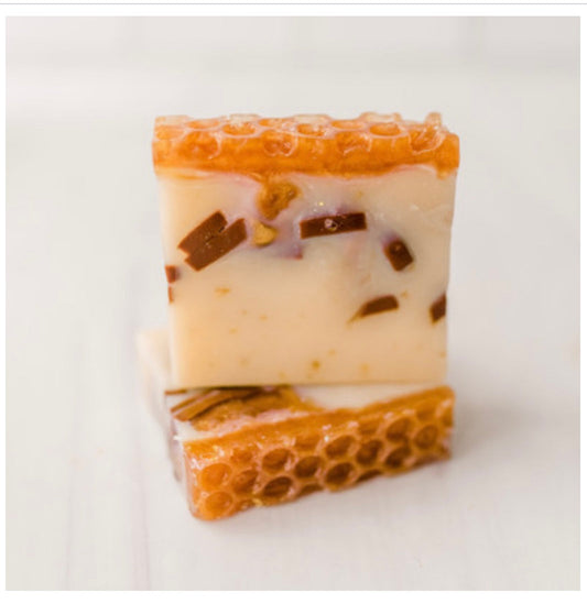 Honey Almond Artisan Bar Glow Turmeric